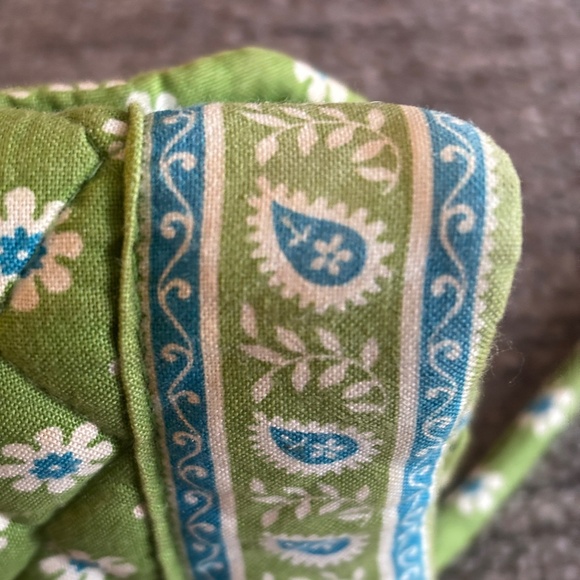 Vera Bradley Women's Strap Wallet Apple Green Pattern - Picture 16 of 16